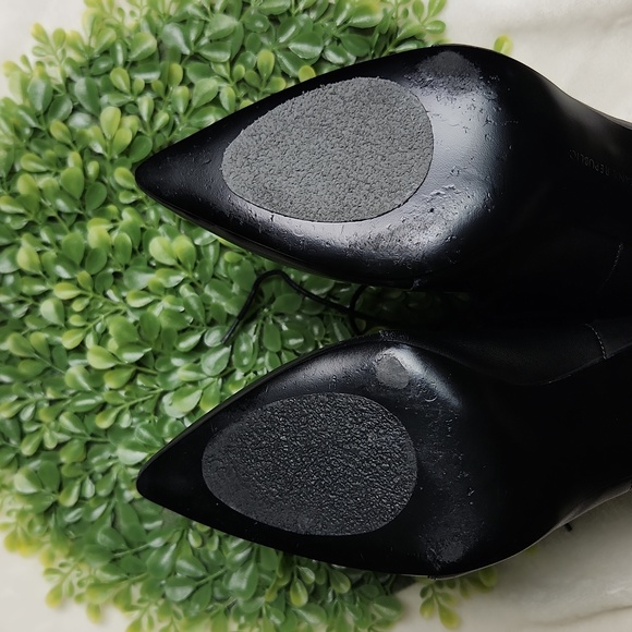 Banana Republic Daphne Lace Up Bootie Heels - Picture 6 of 8